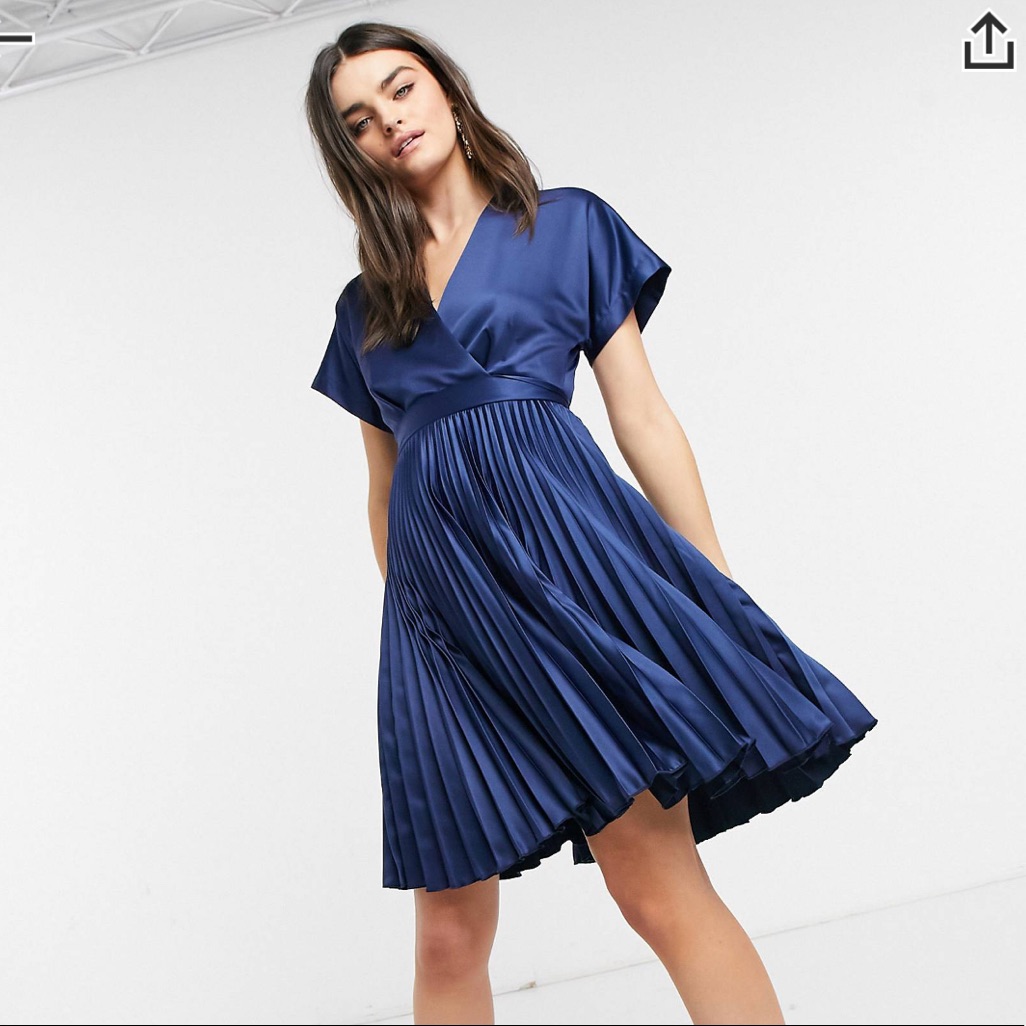 open lace back dress Rent Closet London Blush Pleated Skirt Dress main image 0